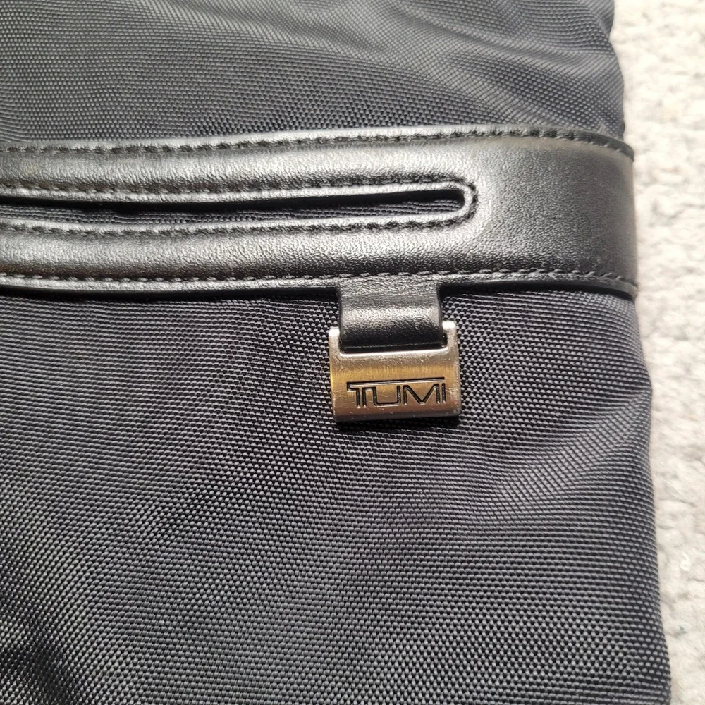 TUMI Bag Black Nylon Leather Trim Crossbody Messenger Travel Flat Unisex